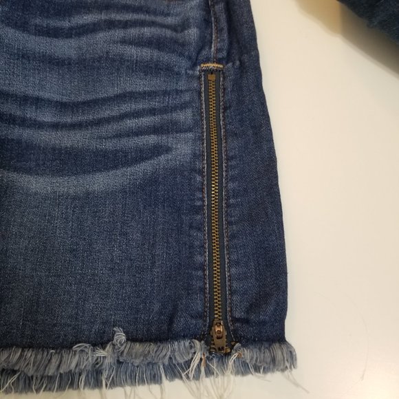 American Eagle Outfitters Hi-Rise Mini Skirt Blue Zipper Sides Frayed Hem Size 4 - Picture 15 of 16